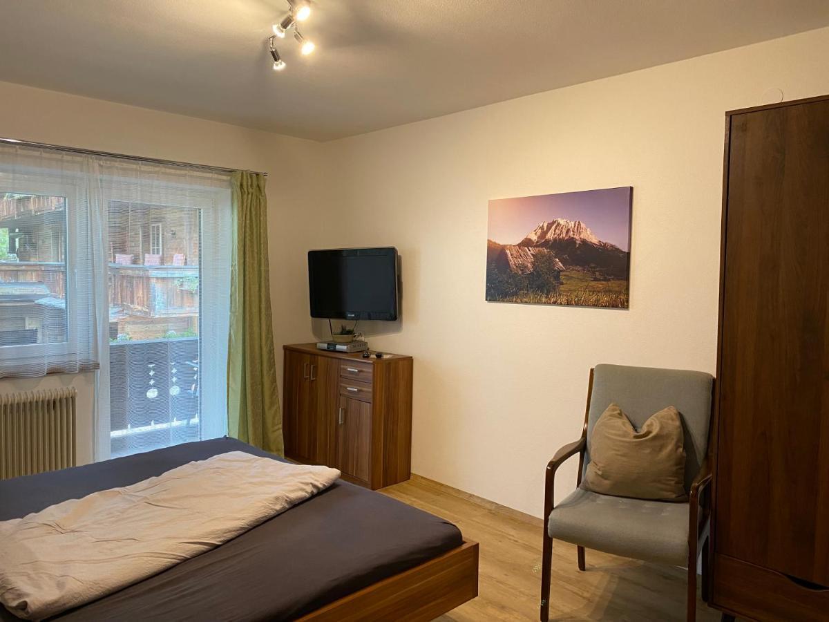 Ferienwohnung Wetterstein Lermoos Bagian luar foto